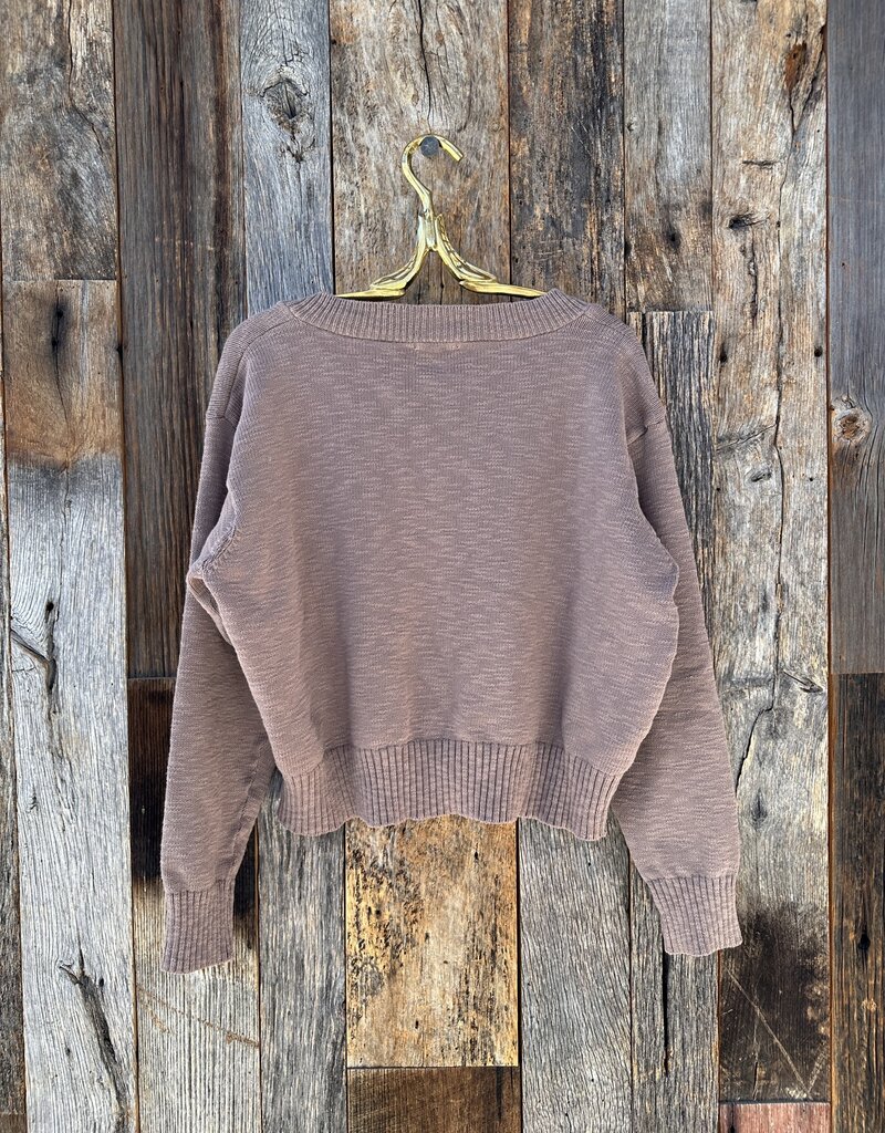 It Is Well V-Neck Crop Sweater K3000 Soil