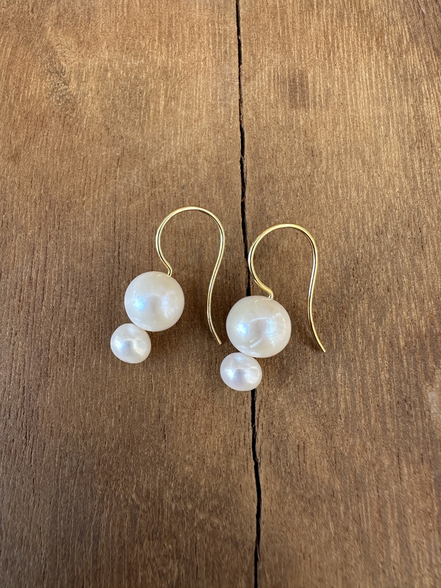 Chan Luu Phoebe Drop Earrings White Pearl EG 5611 Island Farm