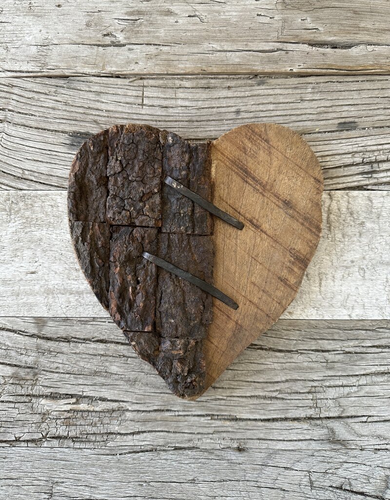 Sugarboo Sugarboo Rustic  Carved Heart With Nails 8"x8" AC283