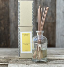 Votivo Aromatic Reed Diffuser Honeysuckle