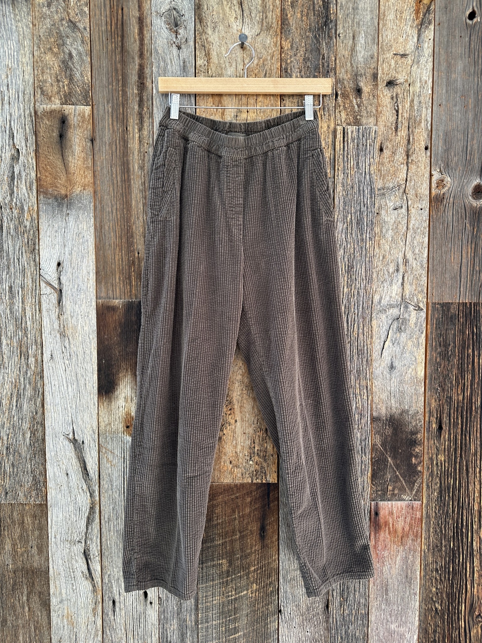 CP Shades Ari Wide Wale Corduroy Pants 8452-123 Oliveto