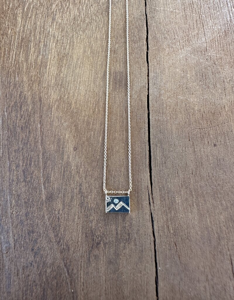 Aili Aili Mountain 14K/Wt Diam 16" Postcard Necklace