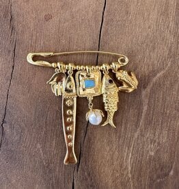 Chan Luu Chan Luu Fish Brooch Yellow Gold PNG-101