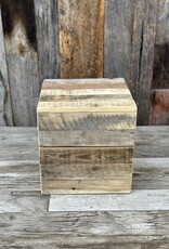 Homart Shaw Wood Riser Medium