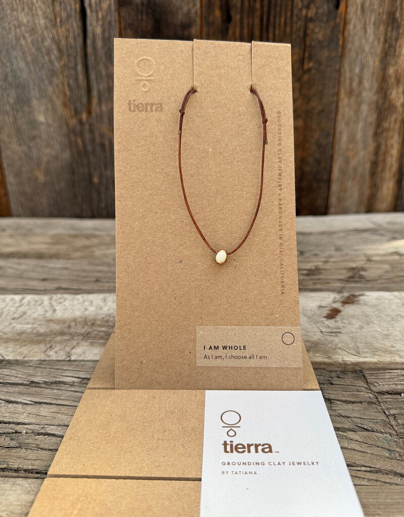Tierra Tierra I Am Whole Pebble Necklace White