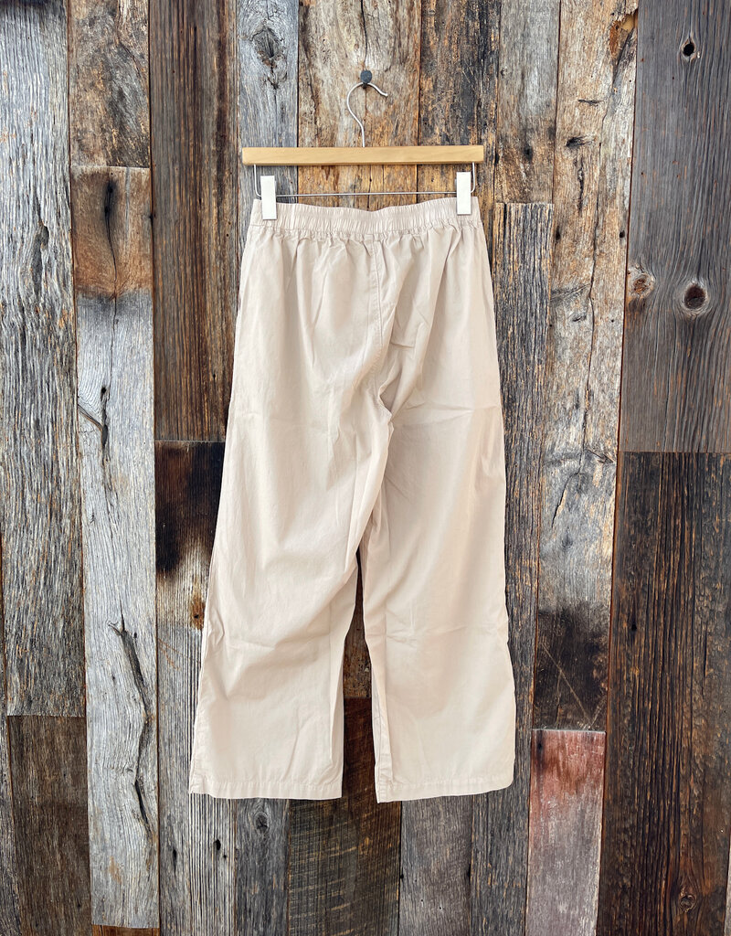 It Is Well Organic Poplin Cropped Pant Beige