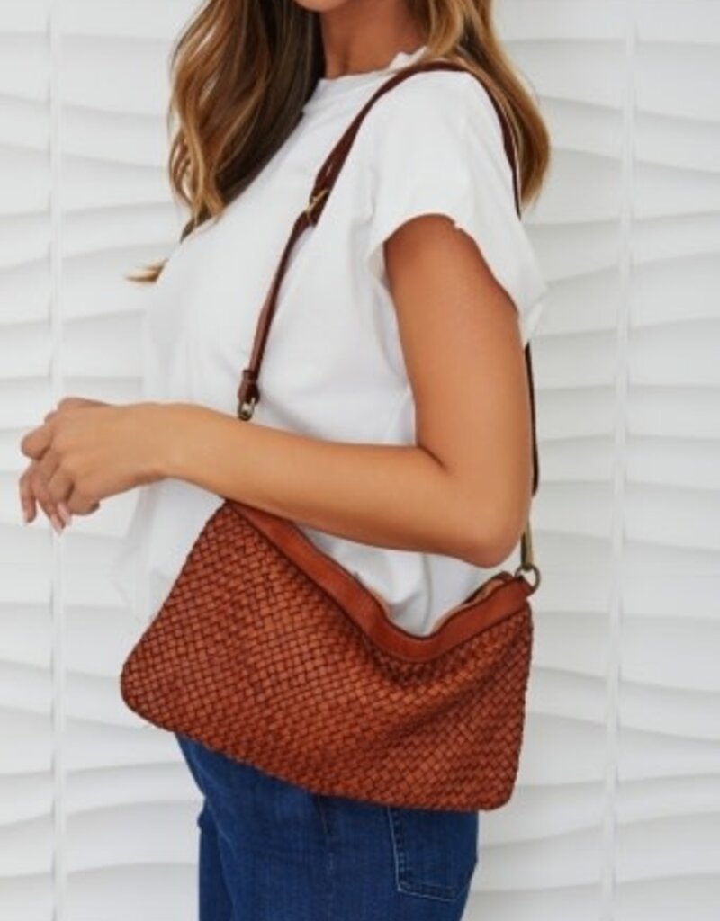 Milio Milano Milio Milano Intrecciato Wristlet Shoulder Bag Cognac