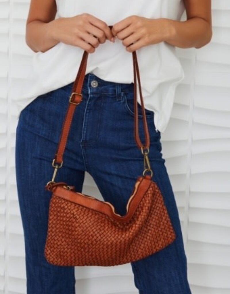 Milio Milano Milio Milano Intrecciato Wristlet Shoulder Bag Cognac