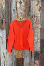 Margaret O'Leary Margaret O'Leary V Neck Raglan Pullover Persimmon