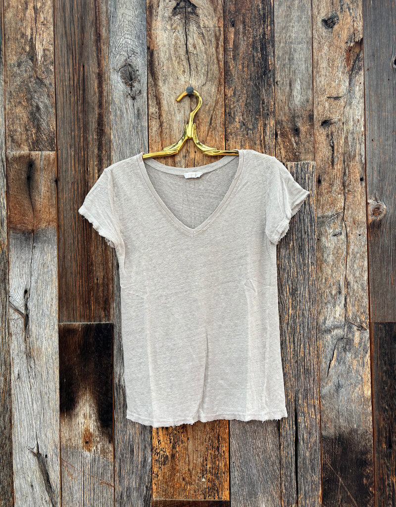 Milio Milano Milio Milano Raw Edge S/S V-Neck T-Shirt Beige