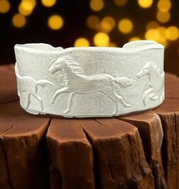 Ashton Handcrafted Jewelry Ashton Galloping Horses Cuff Bracelet