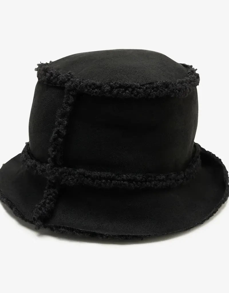 Wyeth Wyeth Astrid in Black Hat