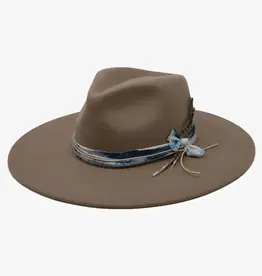 Wyeth Wyeth Amelia in Tan Hat