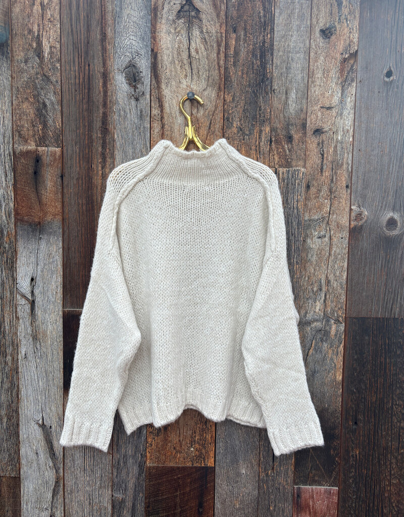 Milio Milano Milio Milano Mock Neck L/S Sweater w/ Front Stitch Detail Oatmeal