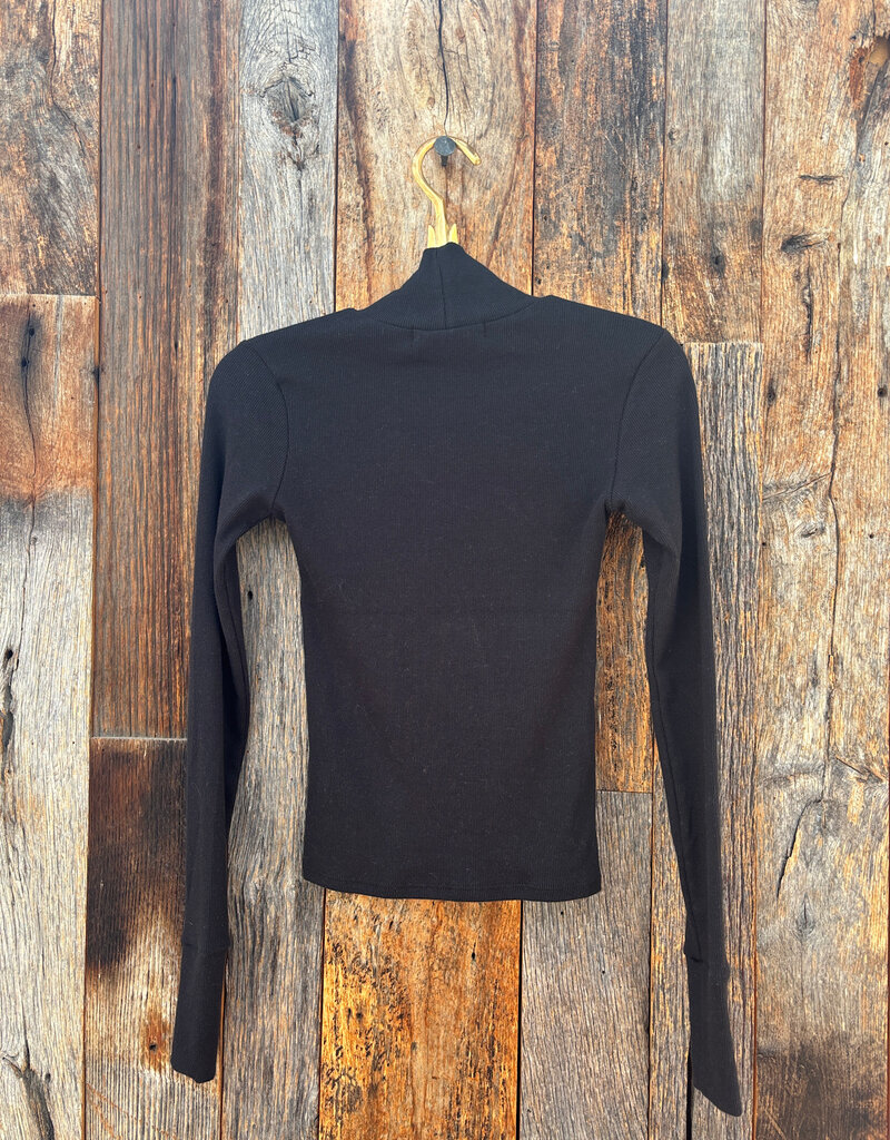 Perfect White Tee Luxe Rib Turtle Neck Black