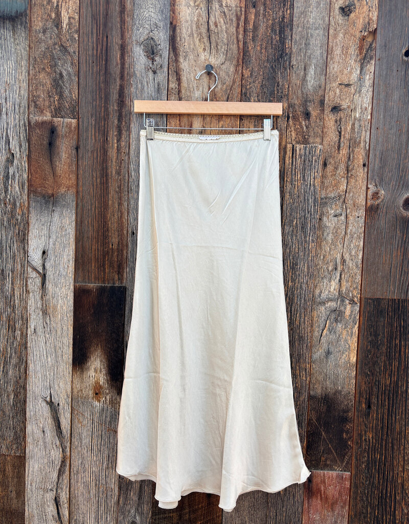 Milio Milano Milio Milano Silky/Viscose/Rayon Slip Skirt Beige