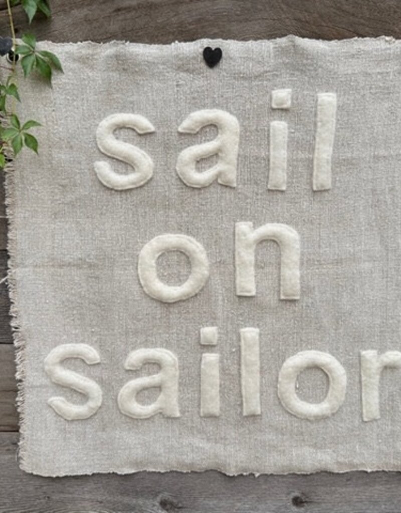 The Huntress Designs The Huntress Designs Sail on Sailor 26 X 25