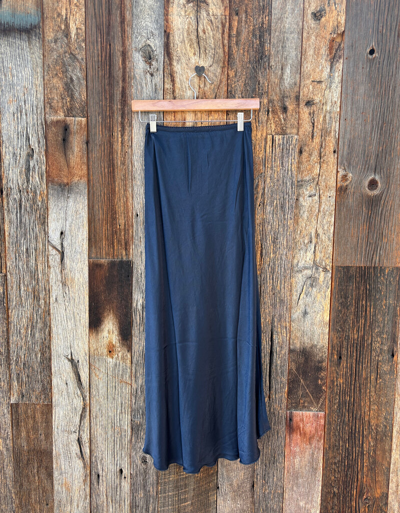 Milio Milano Milio Milano Silky/Viscose/Rayon Slip Skirt Navy Blue