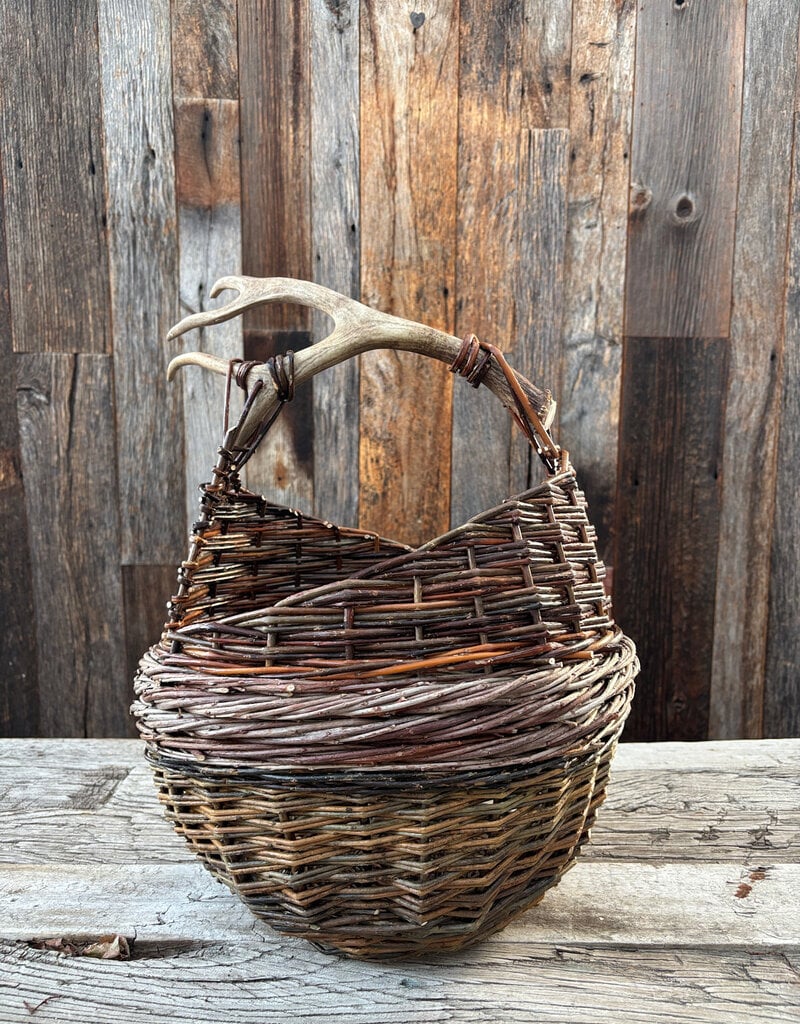 Theresa M. Beck Baskets Theresa M. Beck Baskets Assym. Willow Basket w/ Deer Antler