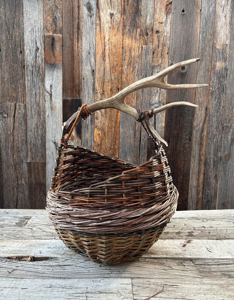 Theresa M. Beck Baskets Theresa M. Beck Baskets Assym. Willow Basket w/ Deer Antler