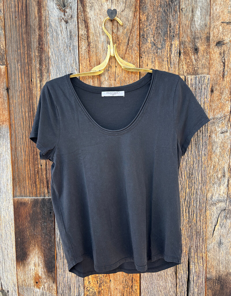 Project Social T Project Social T Flora U-Neck Tee Black