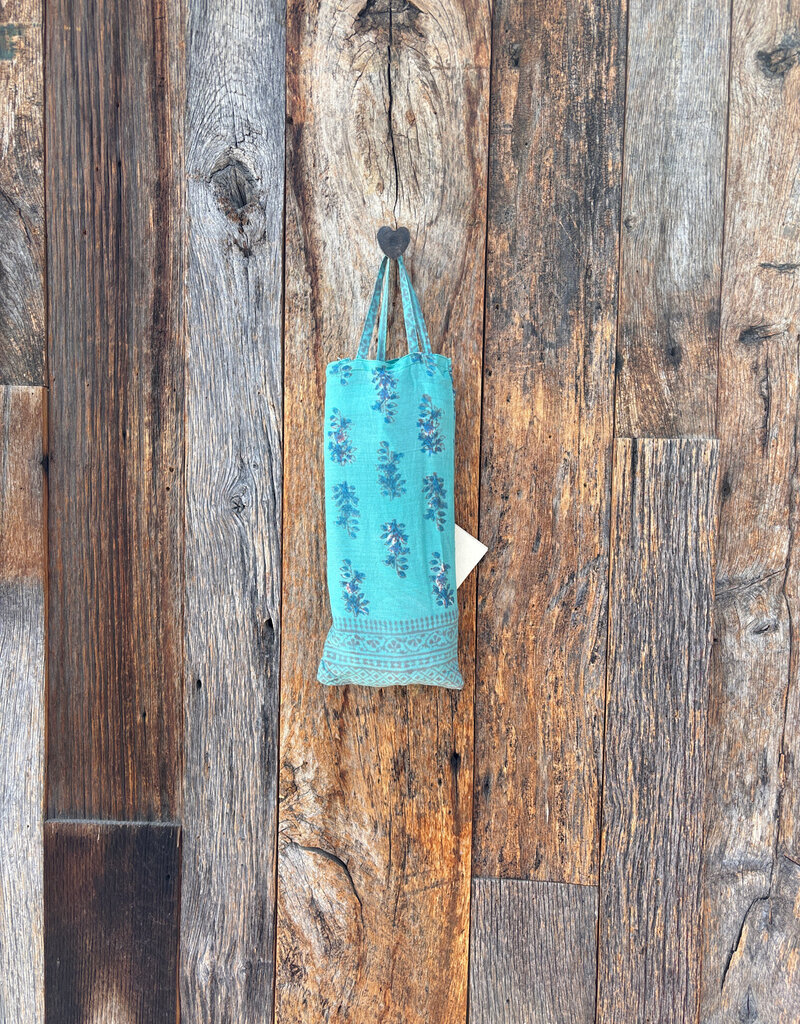 Matta Matta Sira Pareo Bay