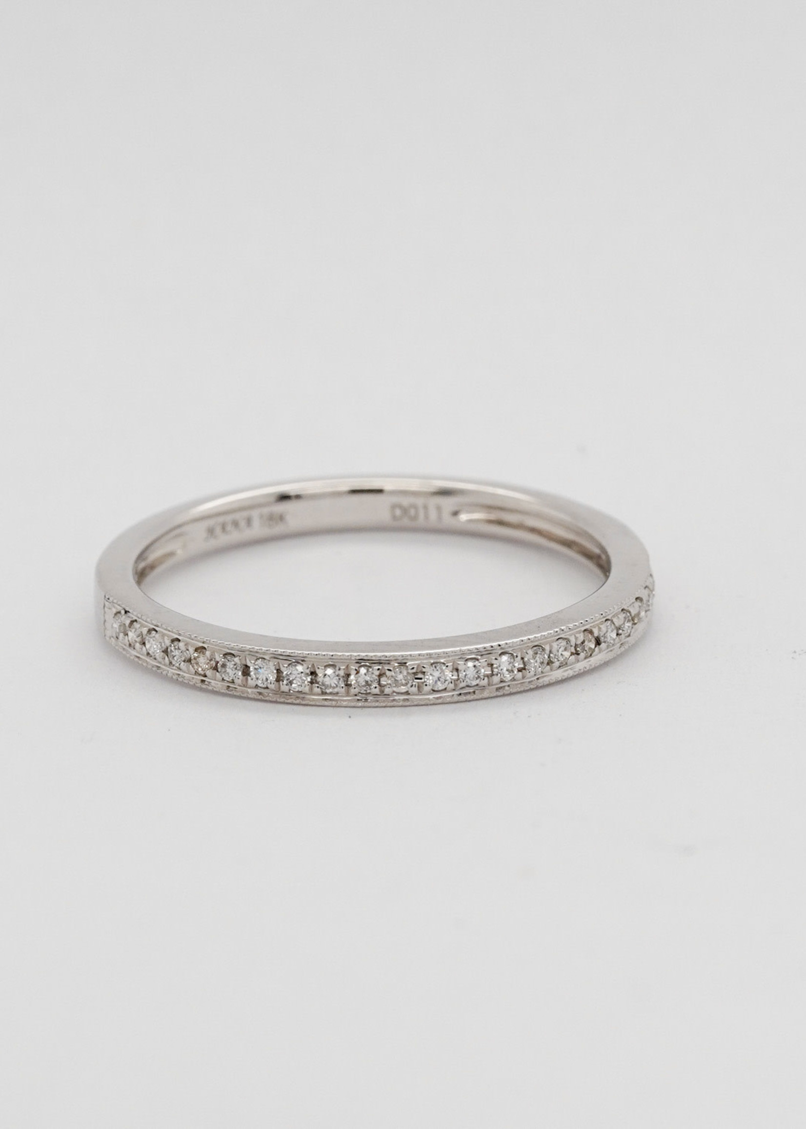 18KW 1.92g .11g Diamond Stackable Band (size 6.5)