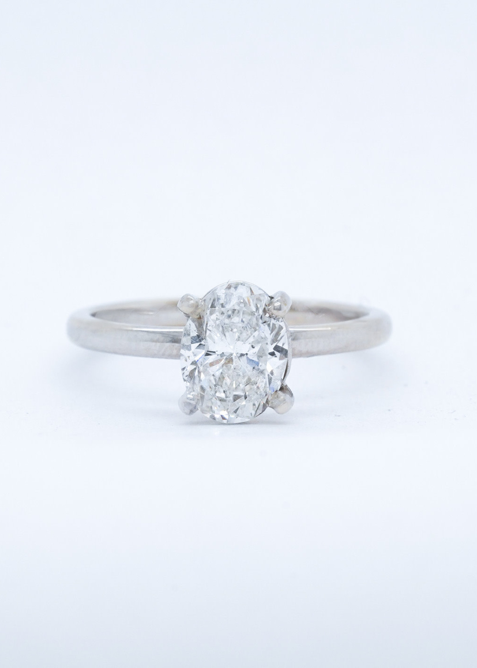 14KW 2.97g 1.59ct H/SI2 Oval Diamond Solitaire Ring (size 7)