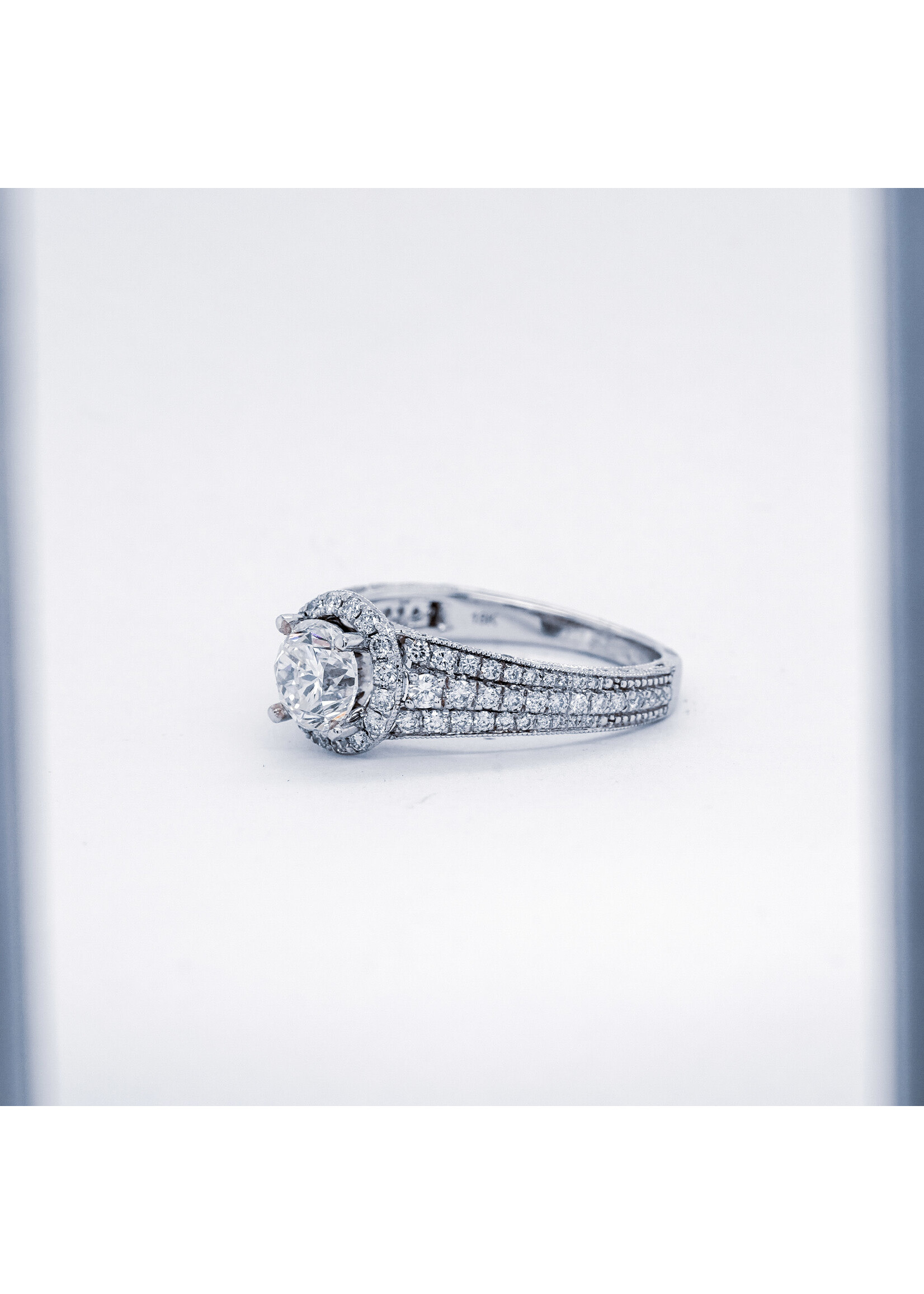 18KW 3.57g 1.75ctw (1.01ct) G/SI1 Round Diamond Halo Engagement Ring (size 6.5)