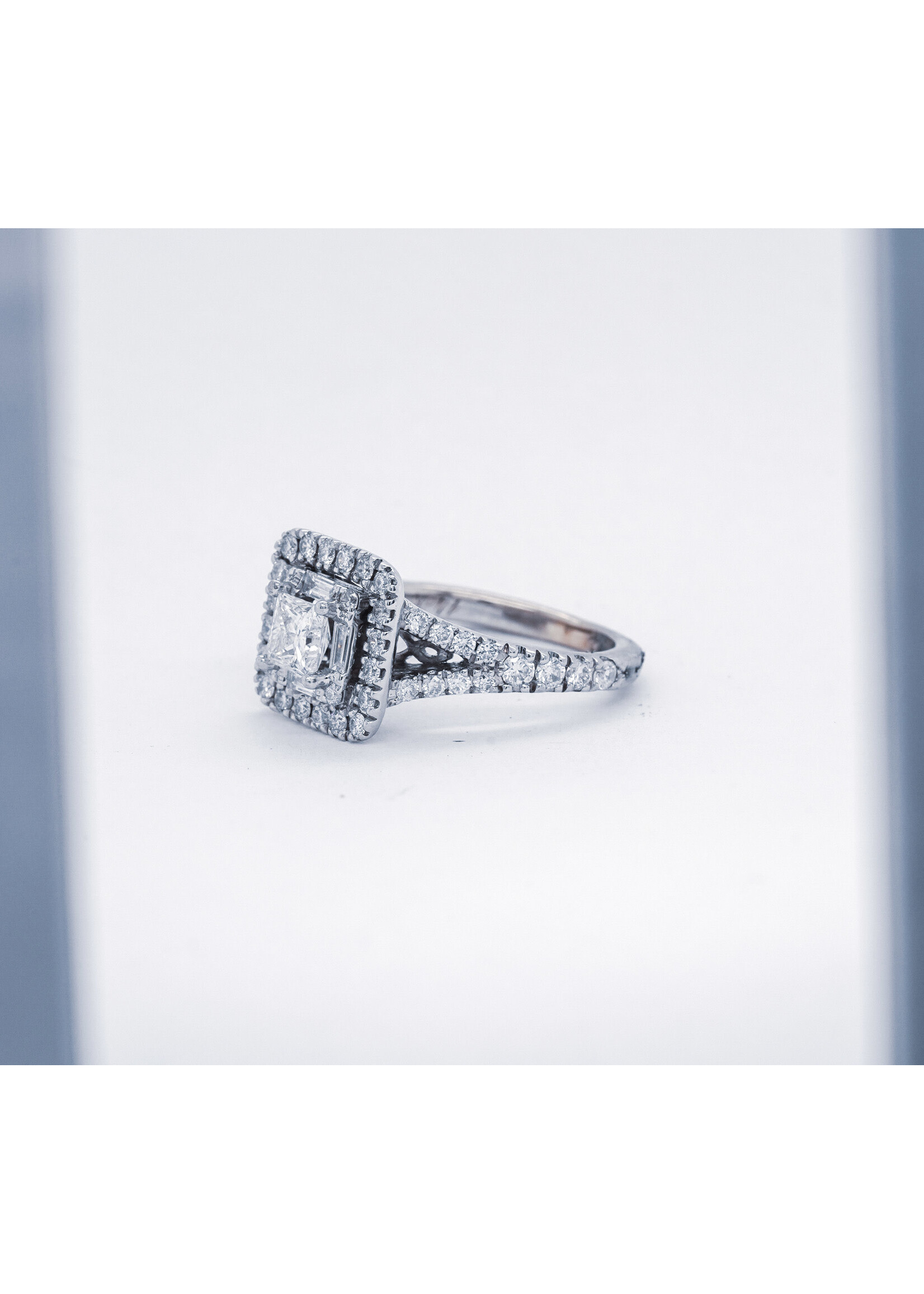14KW 4.7g 1.50ctw (.50ctr) H/SI2 Princess Cut Diamond Halo Neil Lane Engagement Ring (size 5)
