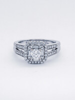 14KW 5.3g 1.25tw (.40ctr) H/SI2 Round Diamond Halo Engagement Ring (size 7)