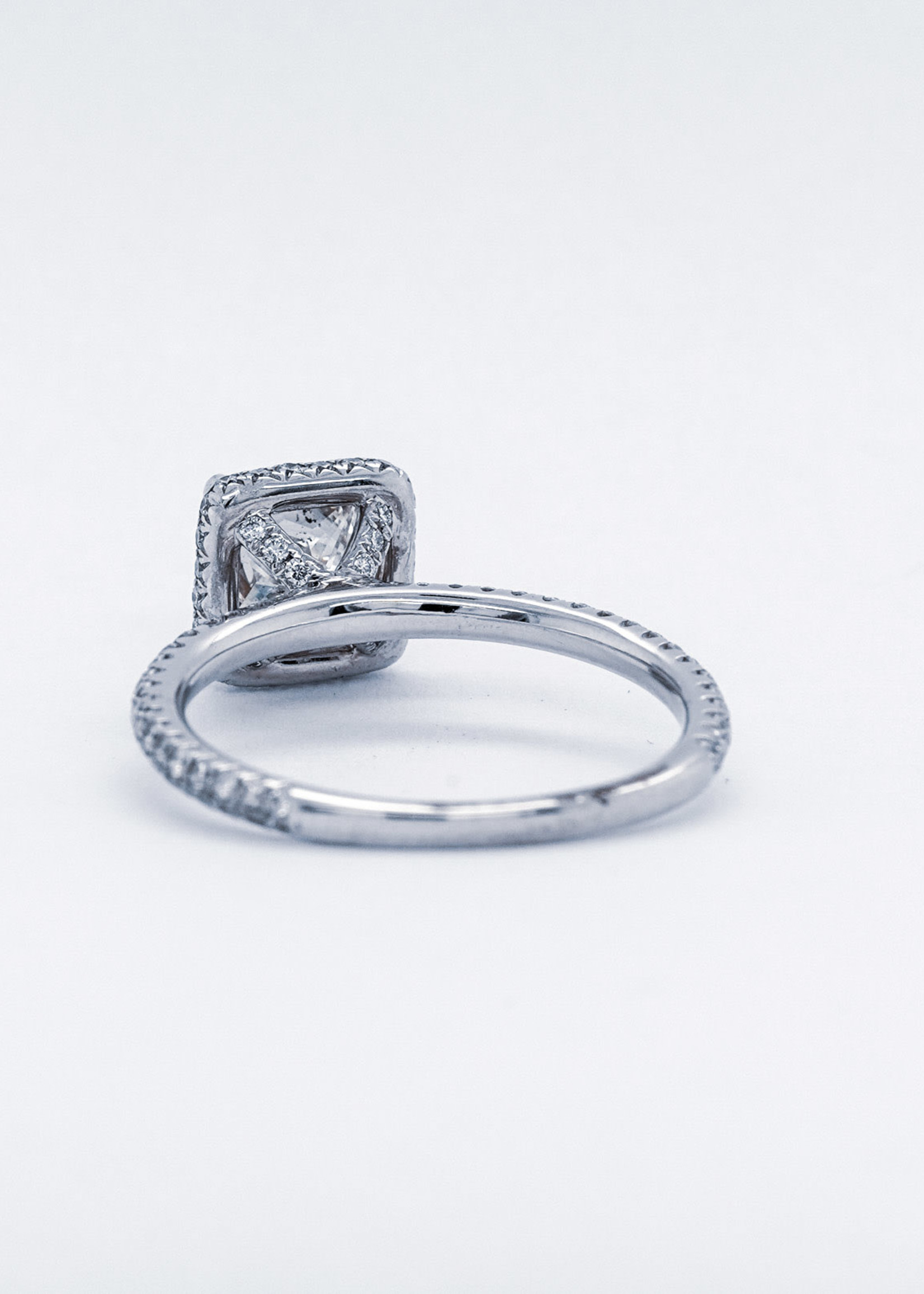 VETT-18KW 2.87g 1.21TW (.75ctr) H/I1 Princess Diamond Halo Engagement Ring (6.5)
