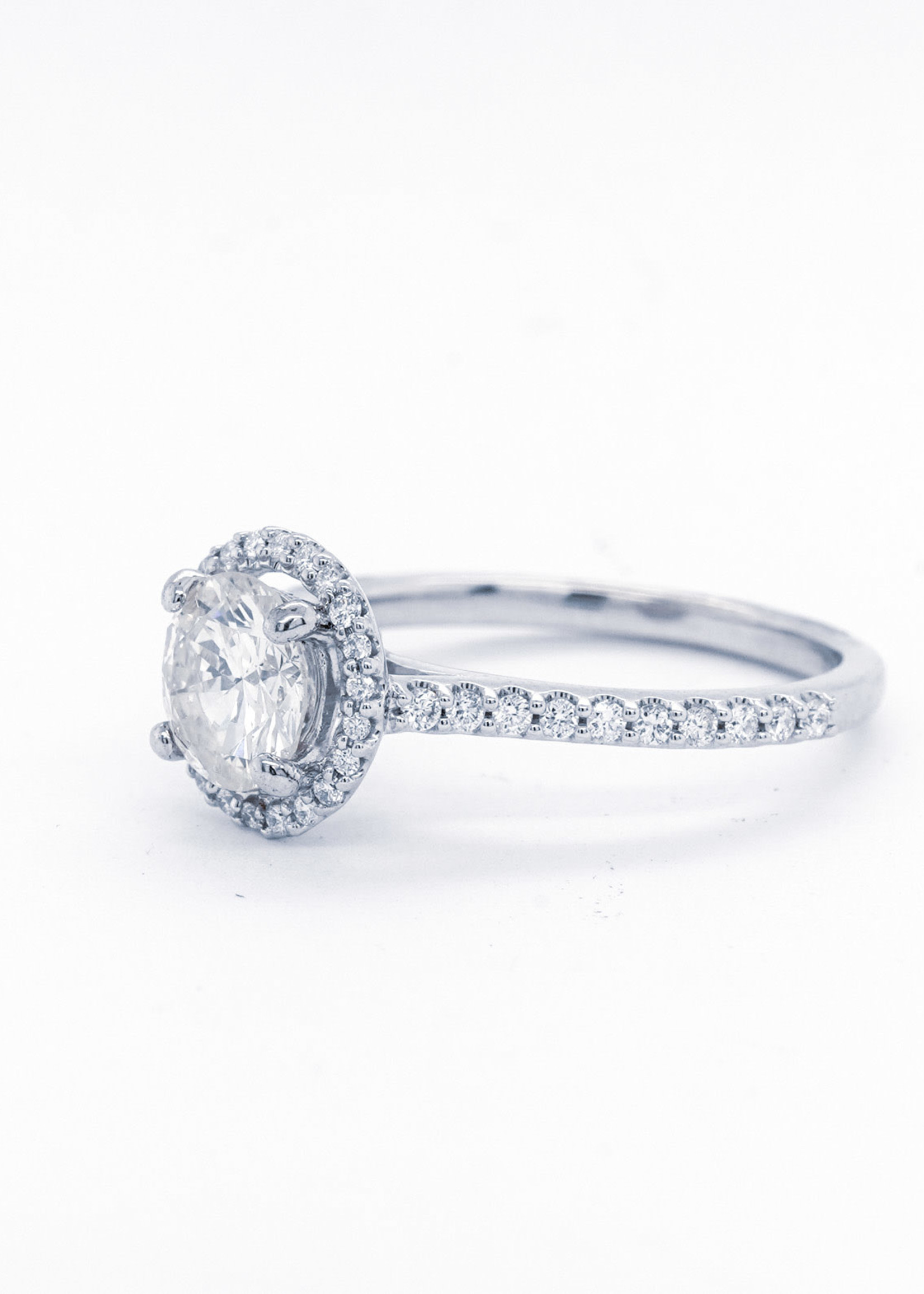 14KW 3.9g 1.71ctw (1.23ctr) JK/I1 Round Diamond Halo Engagement Ring (size 7)