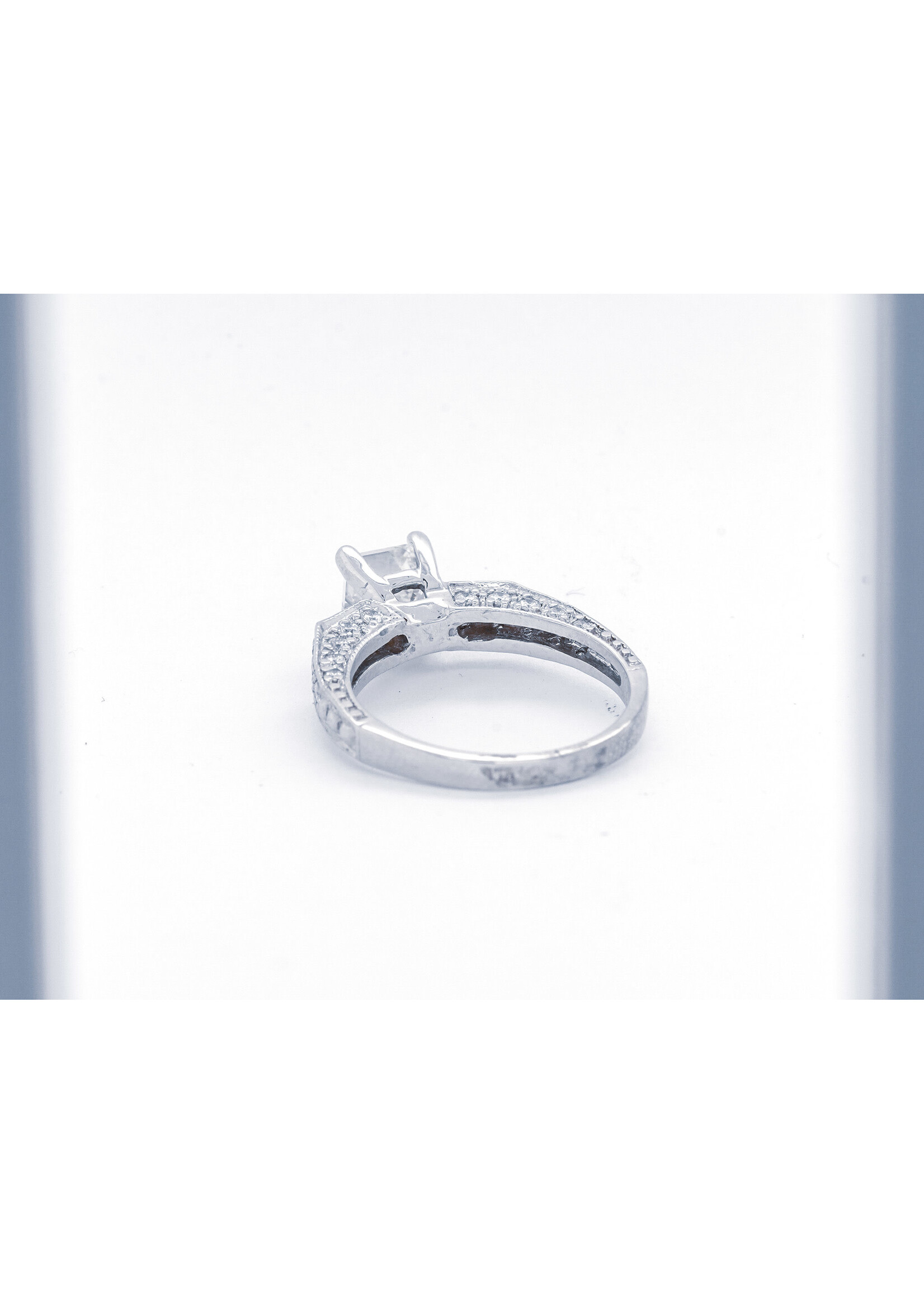 Plat 5.38g 1.76TW (1.31ctr) I/VS1 Asscher Cut Diamond Engagement Ring (size 6.25)