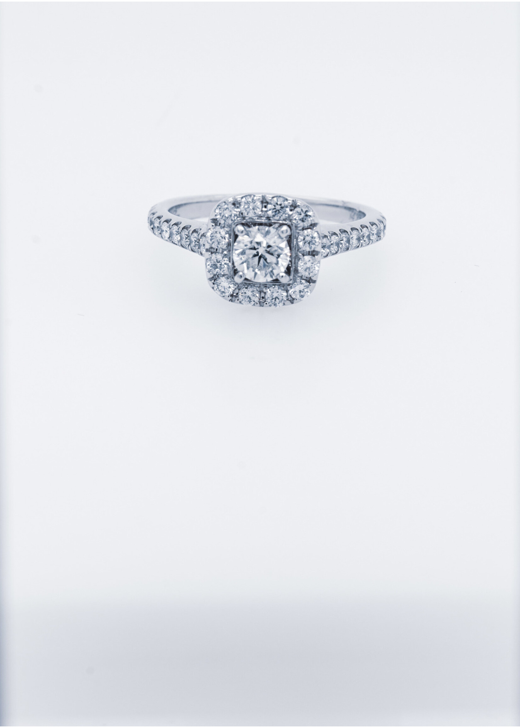 14KW 6.49g 1.00ctw (.50ctr) G/SI2 Round Diamond Neil Lane Halo Engagement Ring (size 6.5)