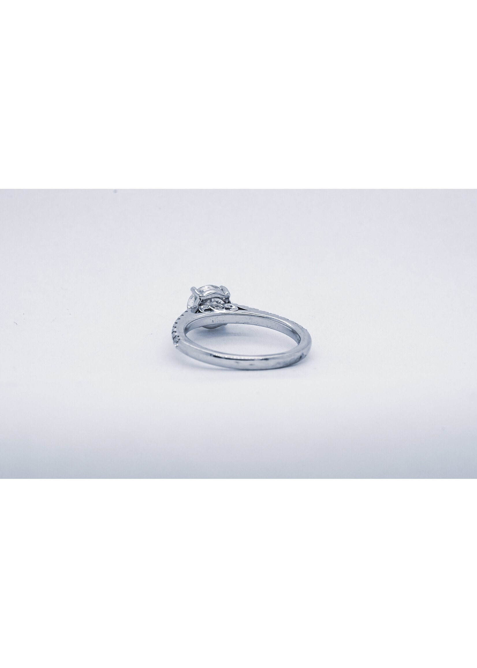AITT-18KW 3.81g 1.36ctw (.96ctr) H/SI2 Old European Cut Round Diamond Engagement Ring (size 6.75)