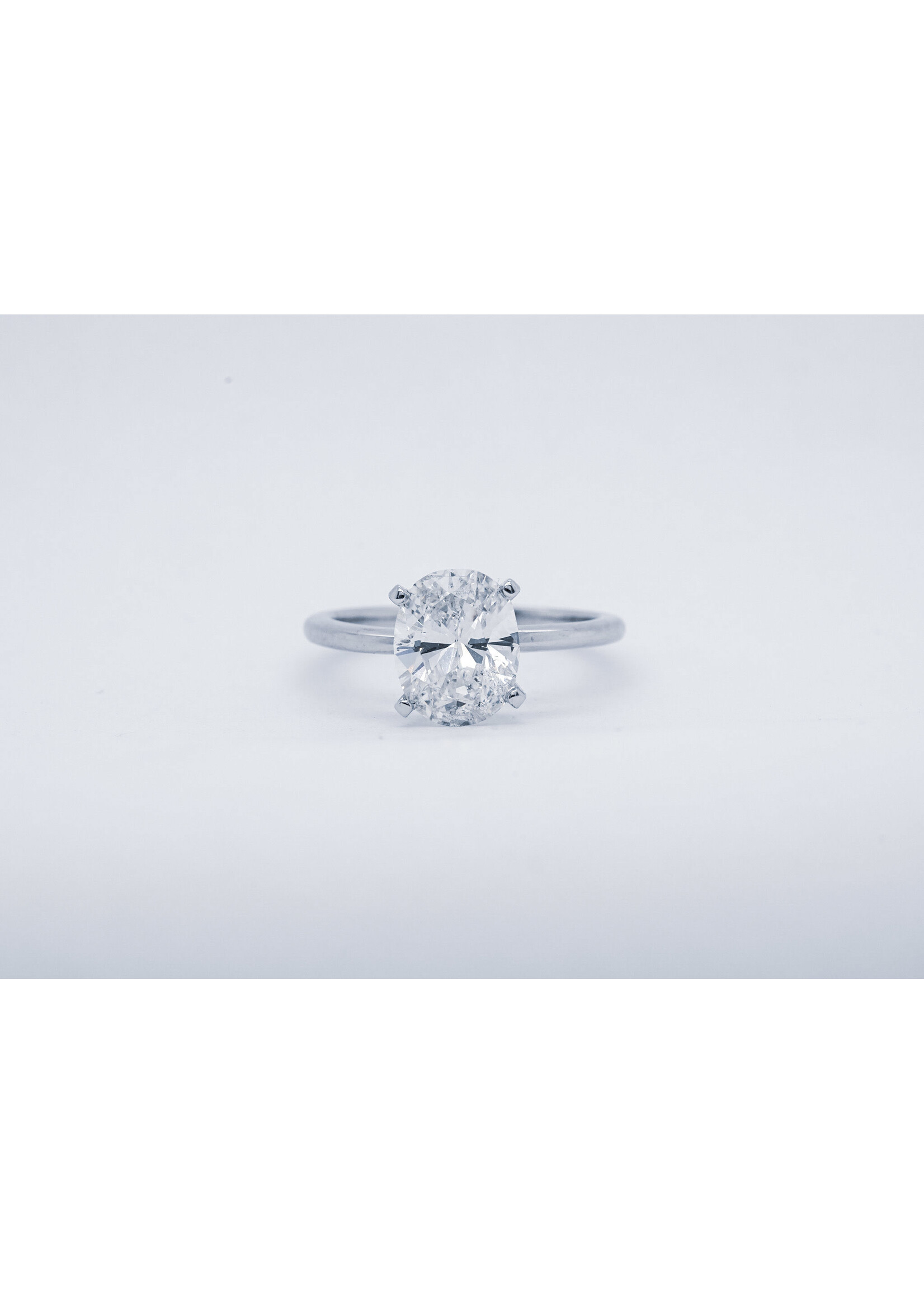 14KW 3.41g 2.42ctw (2.42ctr) G/SI2 Oval Diamond Solitaire Engagement Ring (size 7.5)
