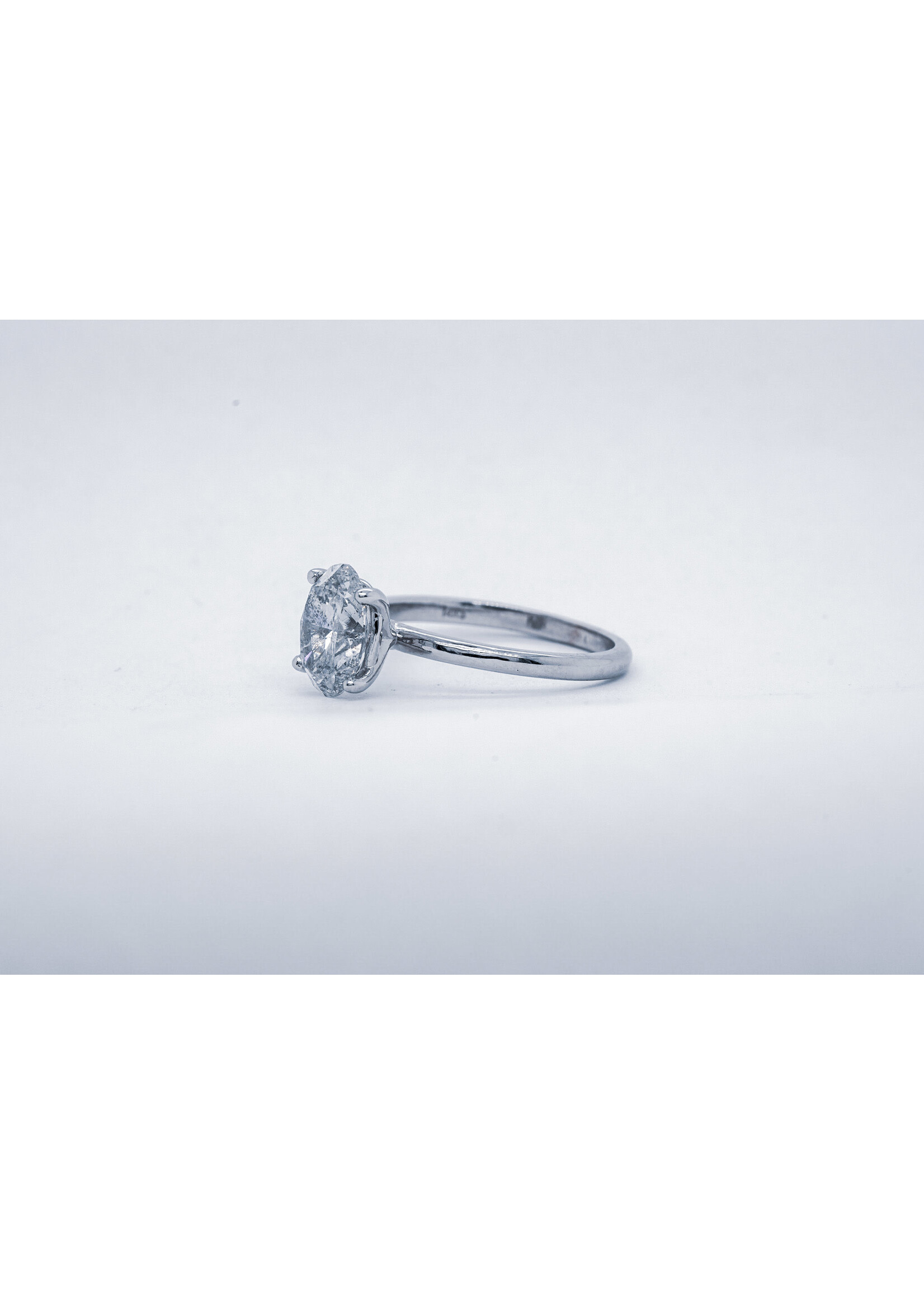 14KW 2.86g 2.00ct G/SI2 IGI Oval Diamond Solitaire Engagement Ring (size 6.75)
