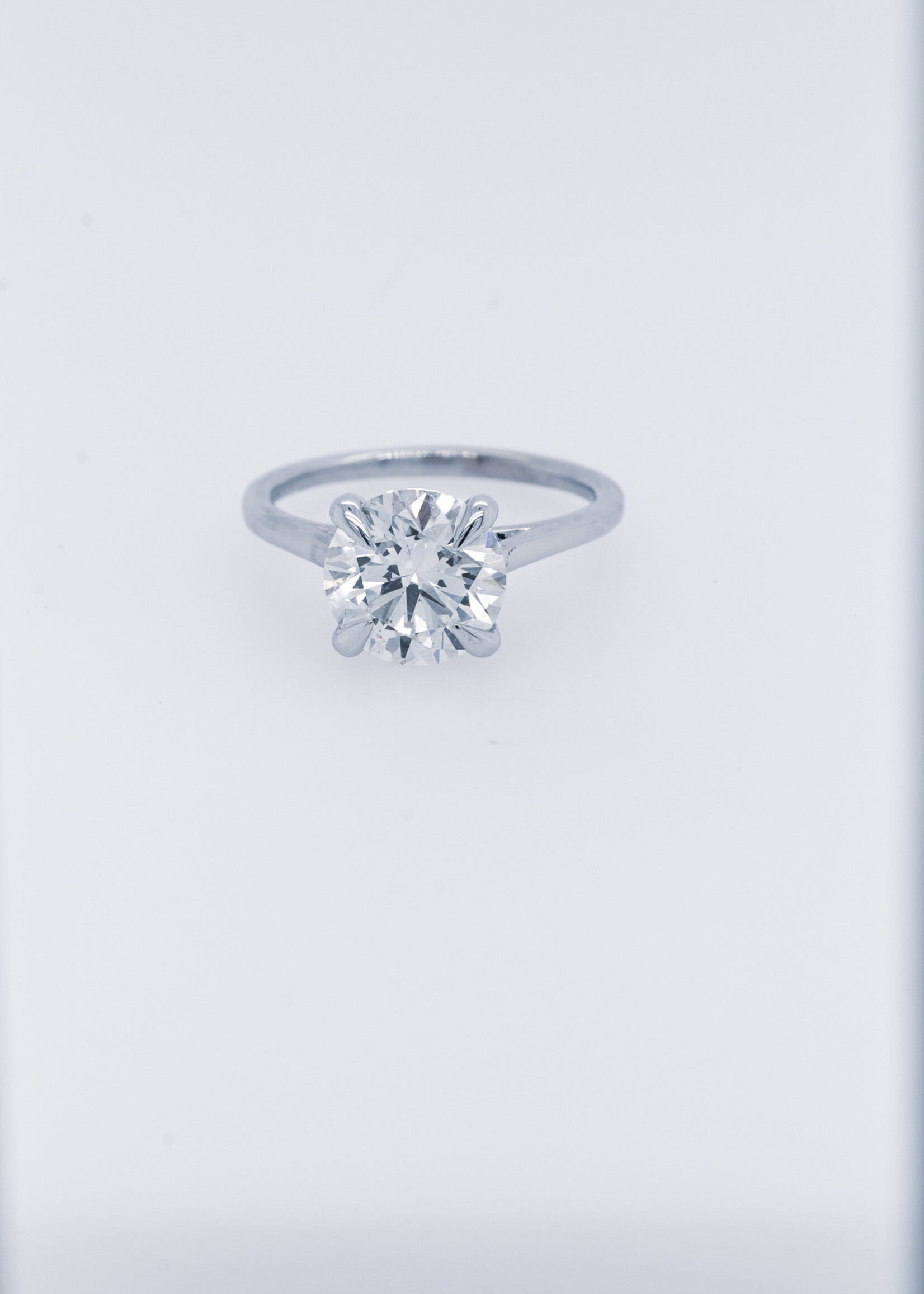14KW 3.53g 3.03ct I/SI2 Round Diamond Solitaire Engagement Ring (size 6.5)