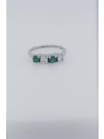 14KW 2.6g .35ctw Diamond .40ctw Emerald Stackable Band (size 5.25)