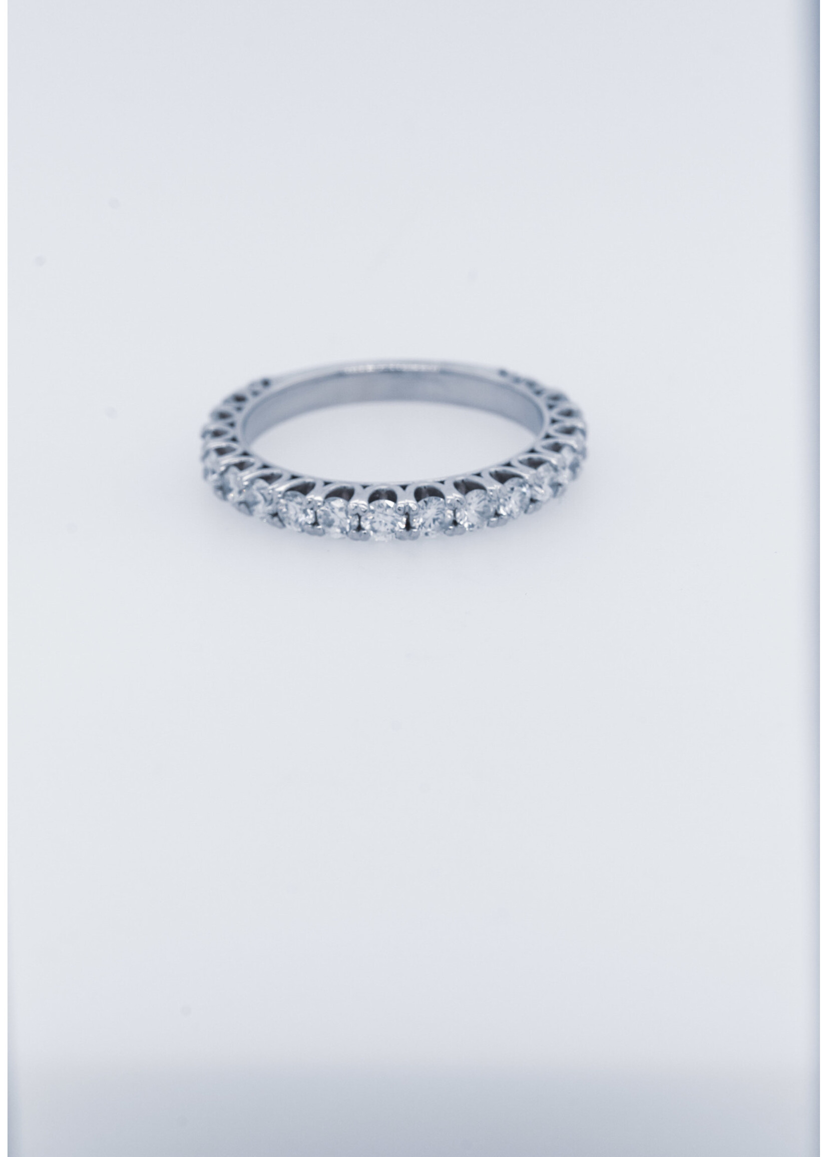 14KW 2.78g 1.00ctw Round Diamond Stackable Band (size 6)