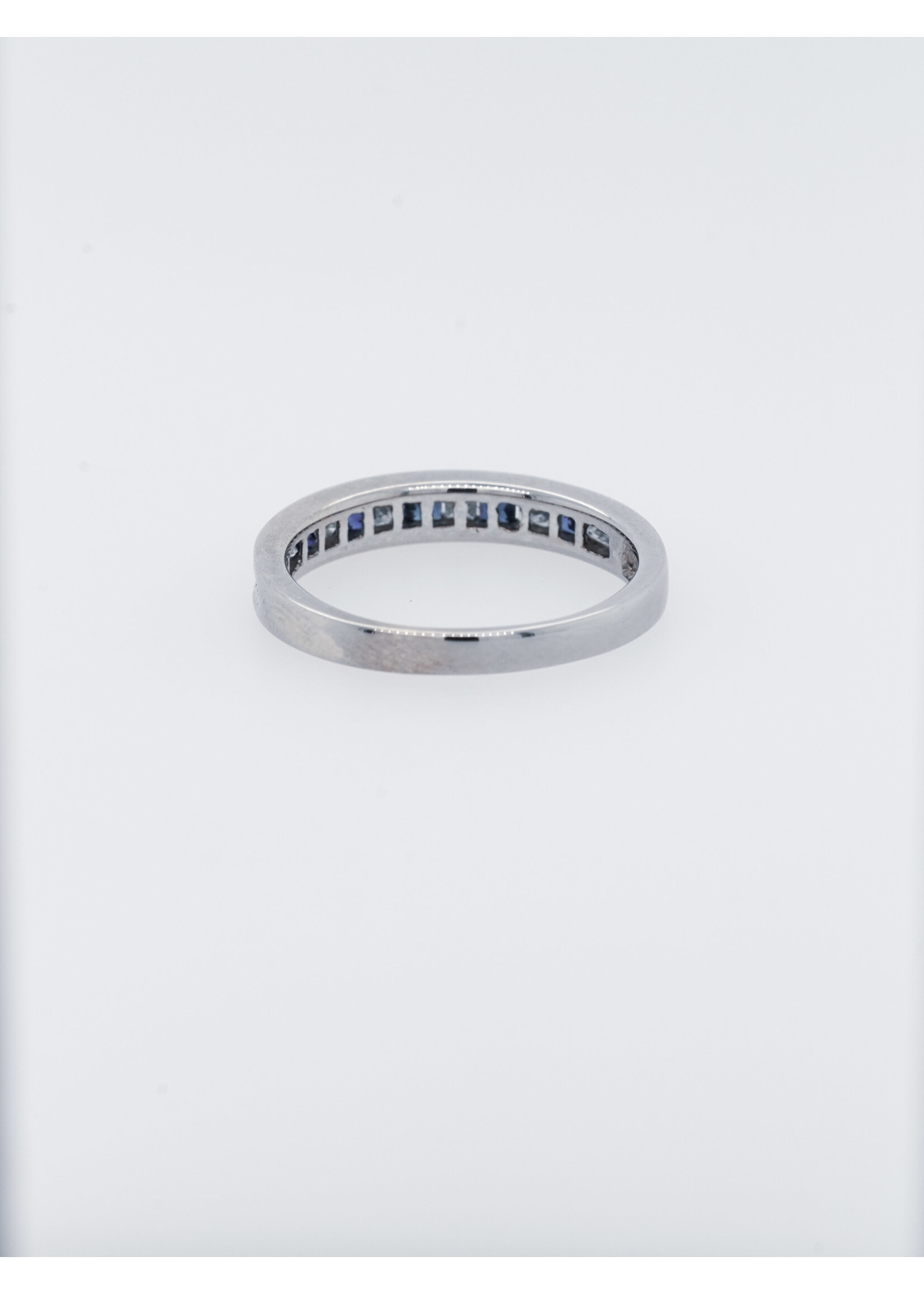 14KW 2.7g .26ctw Diamond .40ctw Sapphire Stackable Band (size 6.5)