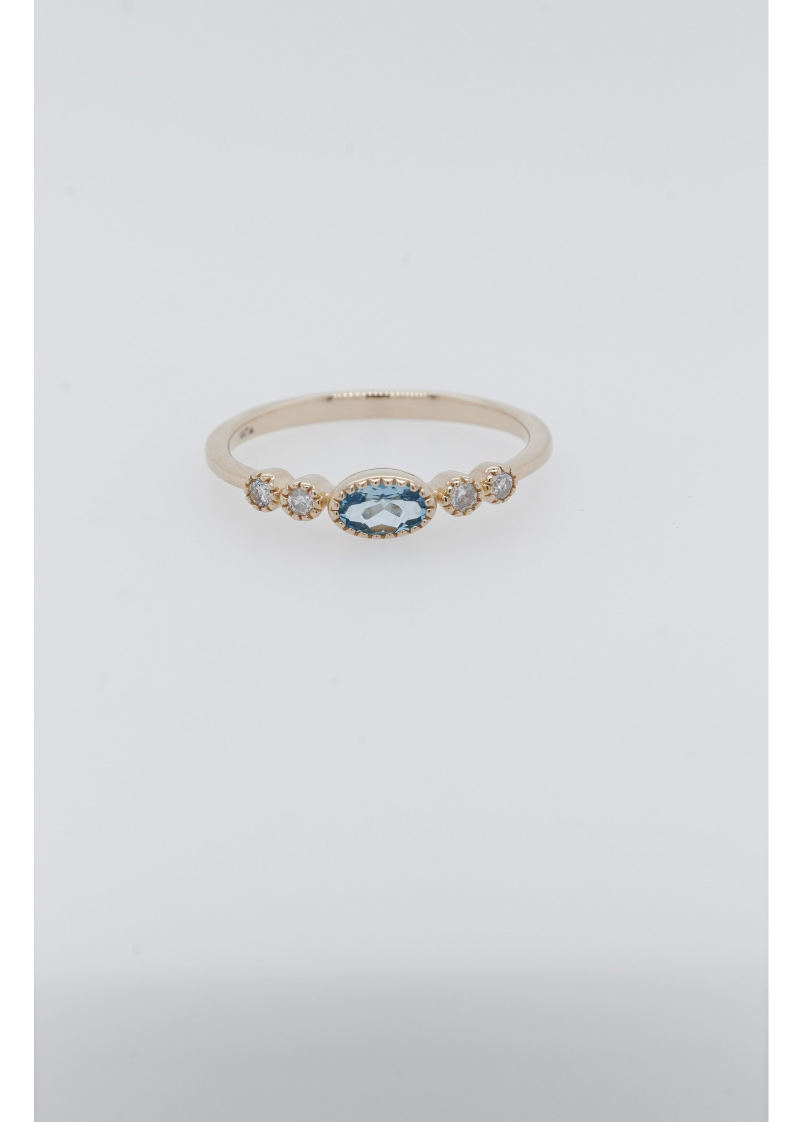 14KY 1.6g .10ctw Diamond .22ctw Blue Topaz Fashion Ring (size 7)