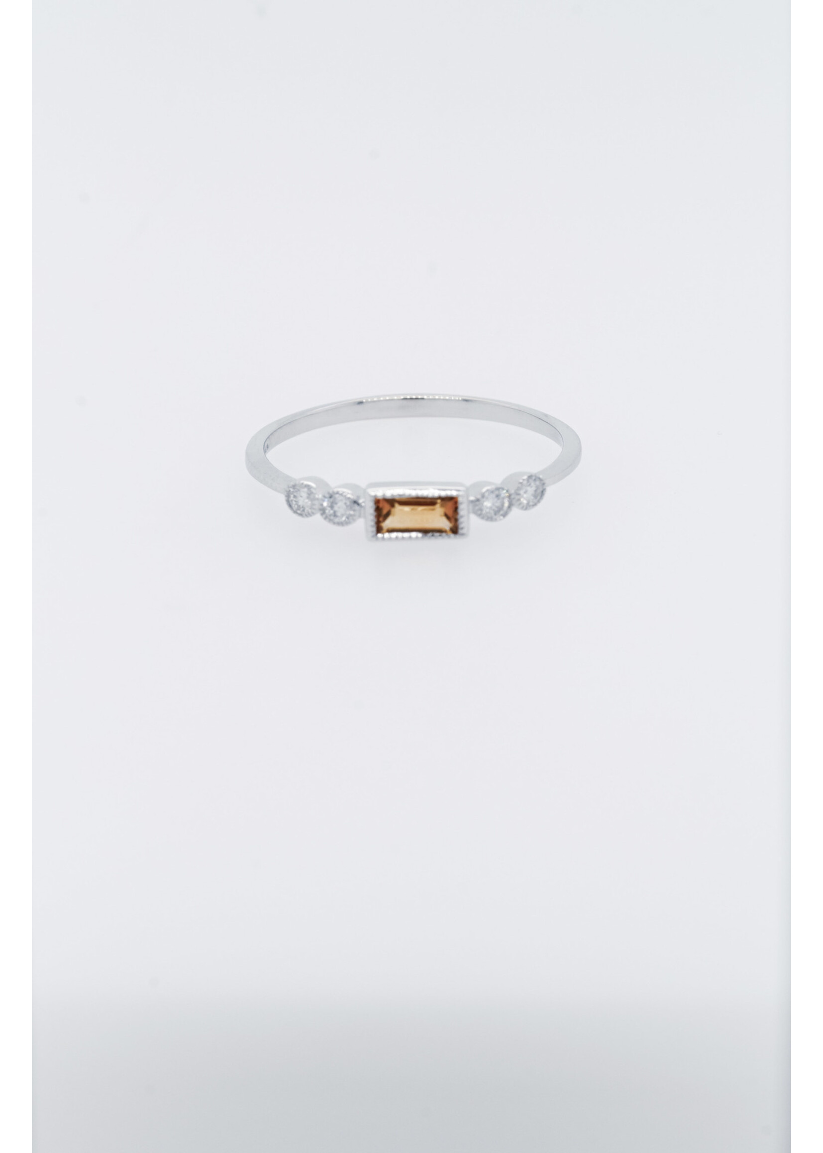 14KW 1.2g .12ctw Diamond .20ct Citrine Fashion Ring (size 7)