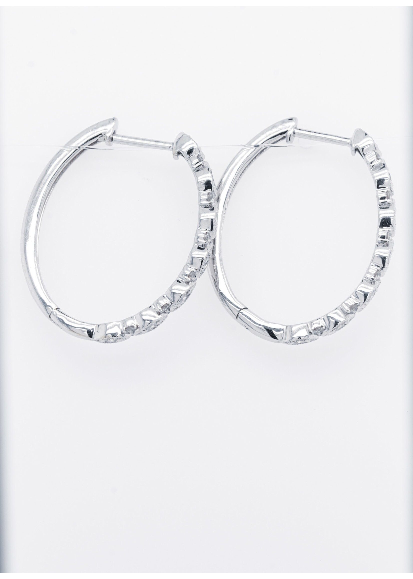 10KW 3.76g .40ctw Diamond Hoop Earrings