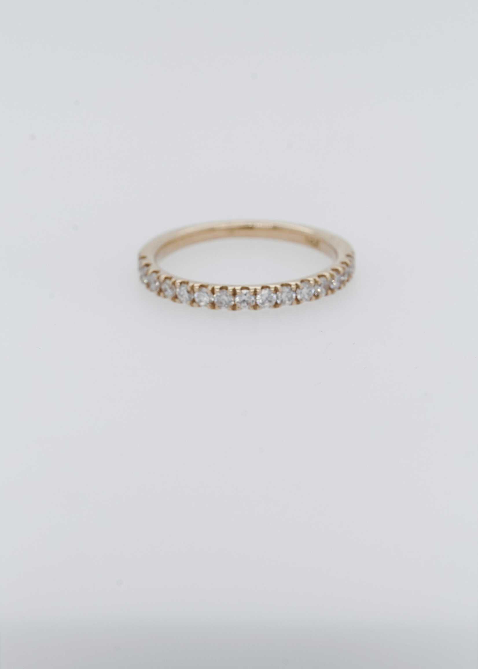 14KY 2.00g .40ctw Diamond U-Prong Stackable Band (size 6.5)
