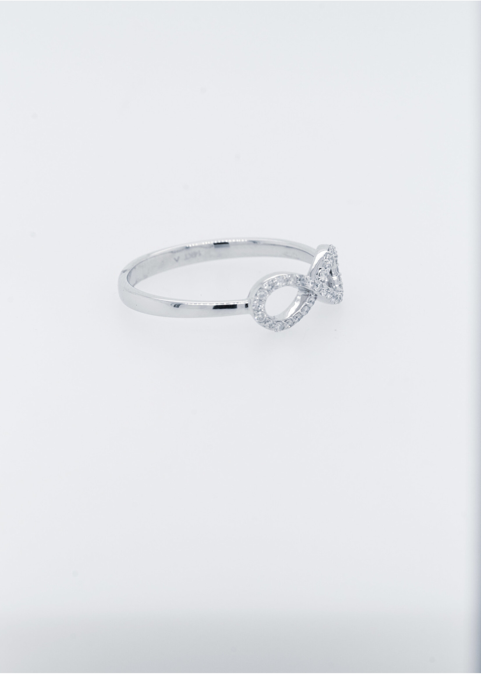 14KW .18ctw Diamond Infinity Fashion Ring (size 7)