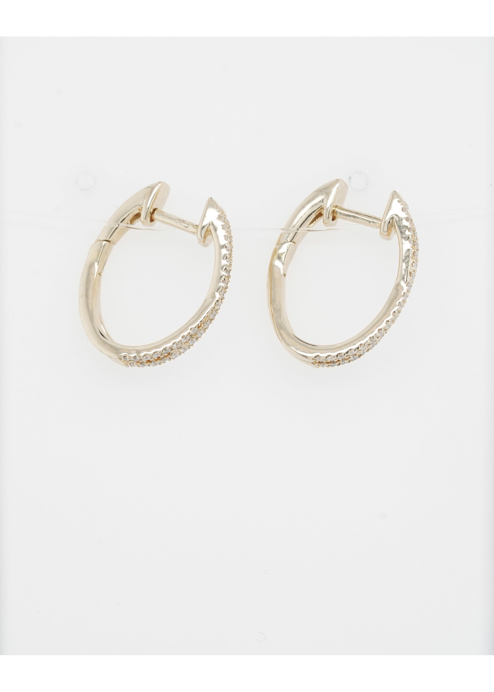 14KY 3.3g .25ctw Small Twisted Diamond Hoop Earrings