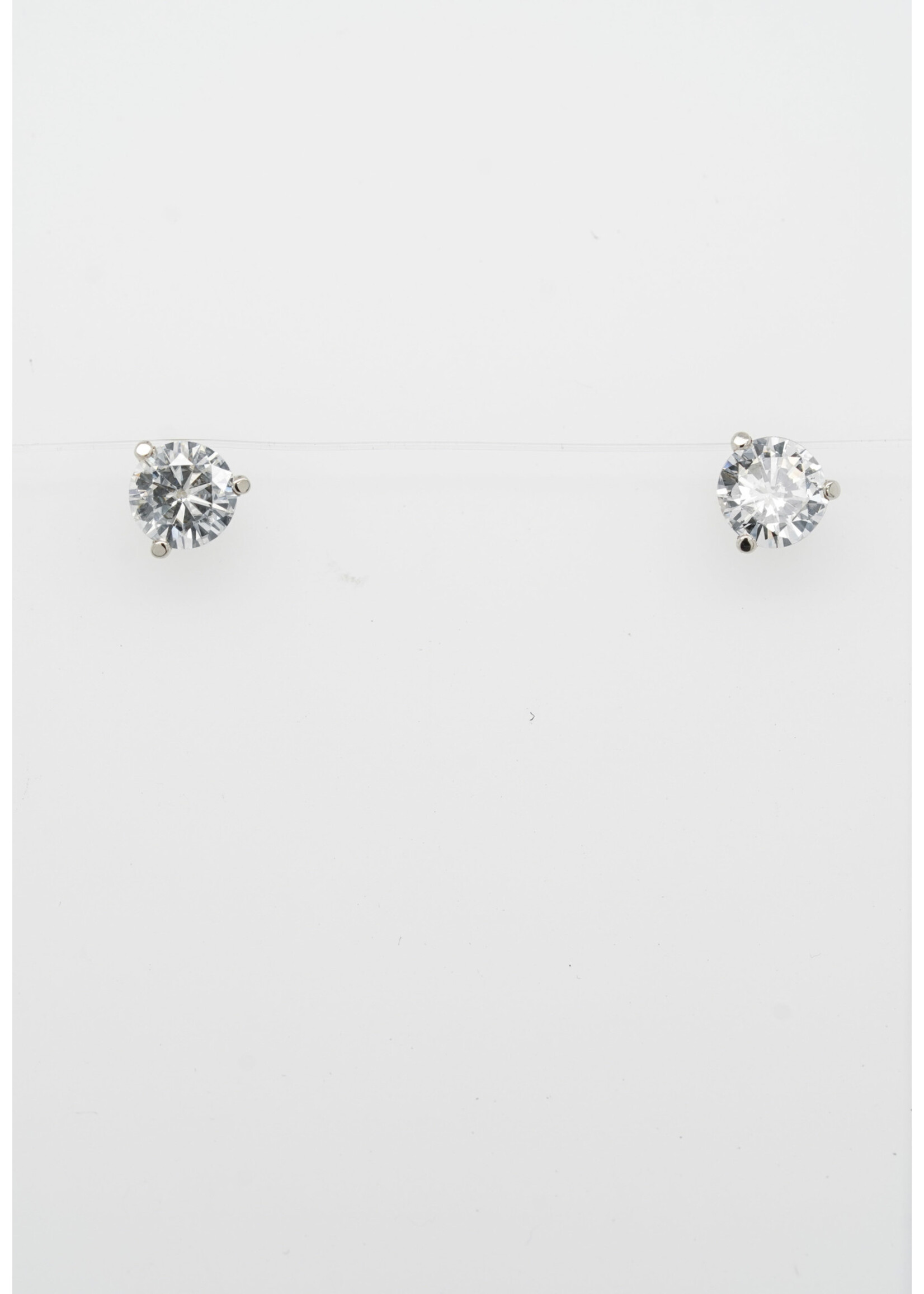 14KW .68ctw H/SI1 Round Diamond Stud Earrings
