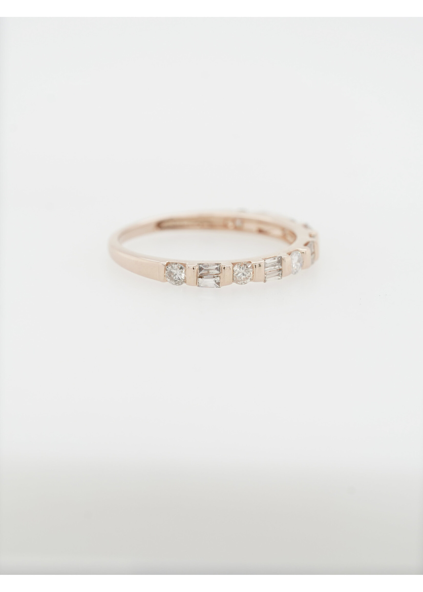 14KR 1.7g .52ctw Diamond Stackable Band (size 7)